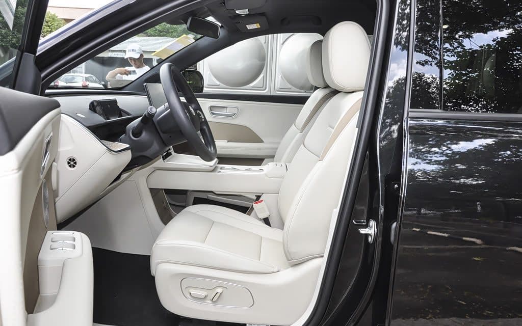 2025 Toyota bZ3X 430 Air+ electric SUV — front seats, export from China