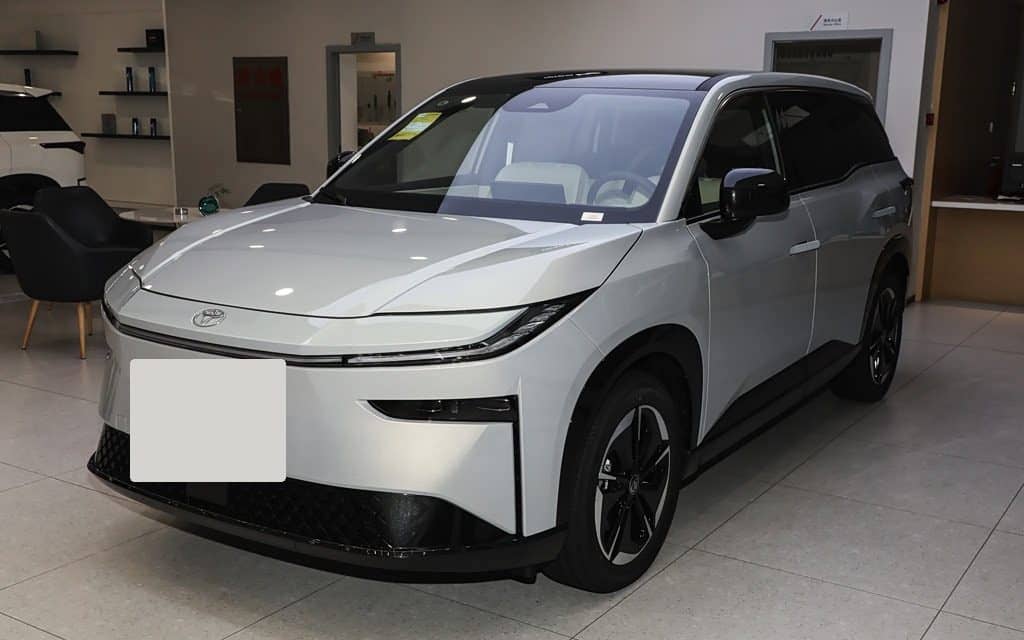 2025 Toyota bZ3X 520 Pro+ electric SUV — front three-quarter view, export from China