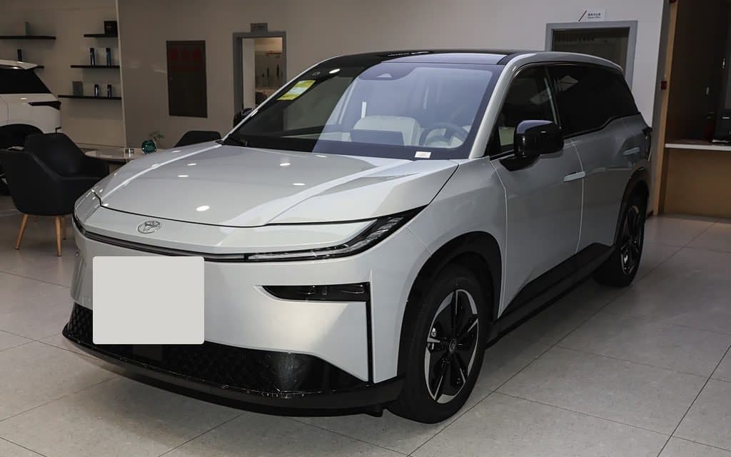 2025 Toyota bZ3X 520 Pro+ electric SUV — front three-quarter view, export from China
