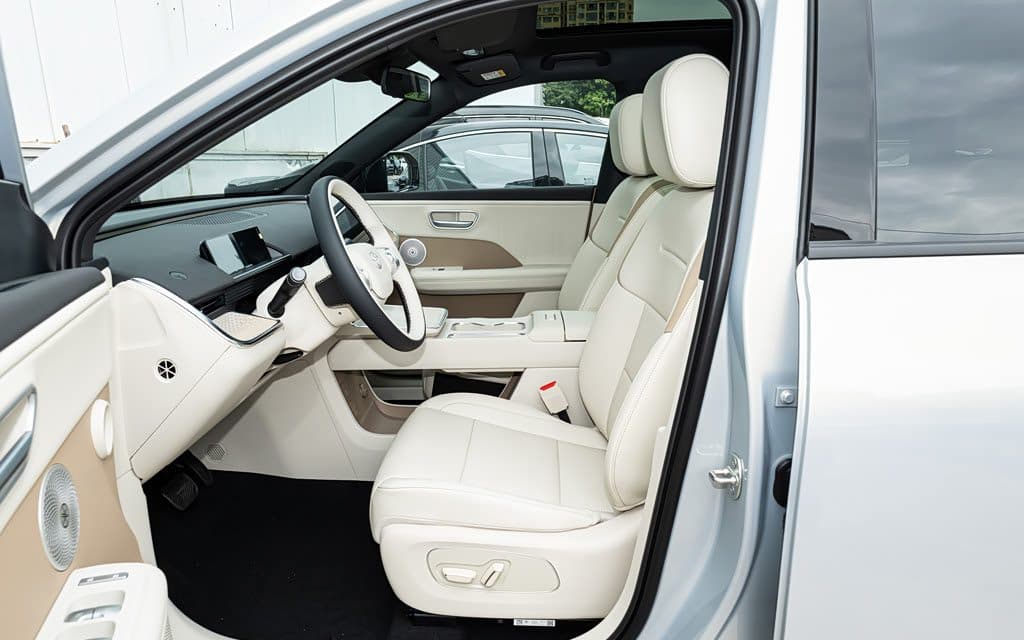 2026 Toyota bZ3X 520 Pro+ electric SUV — front seats, export from China