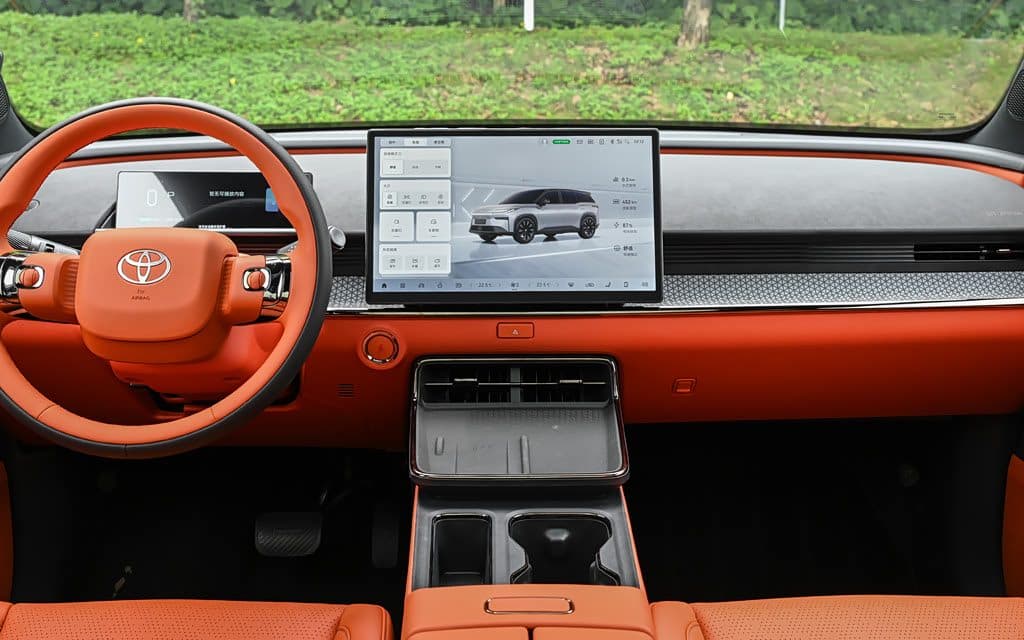 2026 Toyota bZ3X 520 Pro+ LiDAR electric SUV — centre console, export from China