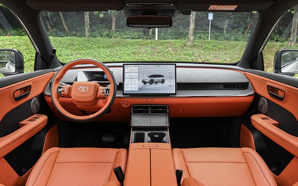 Dashboard of a Toyota bZ3X 2026 520 Pro+ LiDAR with the 14.6-inch central touchscreen and 8.8-inch driver display